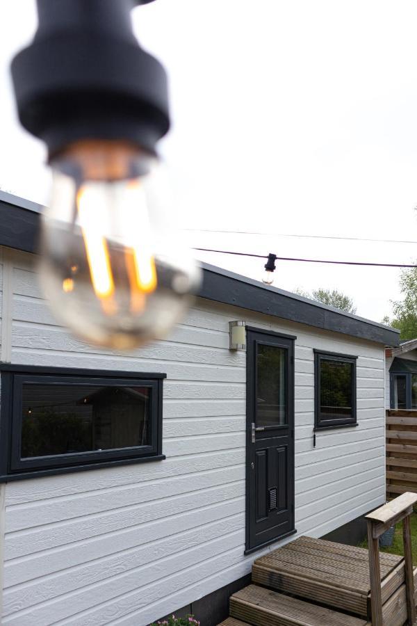 Bosrijk Chalet - Hottub - Veluwe بوتِنْ المظهر الخارجي الصورة